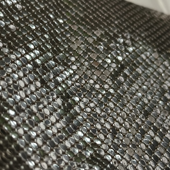 Vintage Whiting & Davis Co. Clutch-Silver-Flap Snap Closure-Made in the USA - Picture 15 of 16